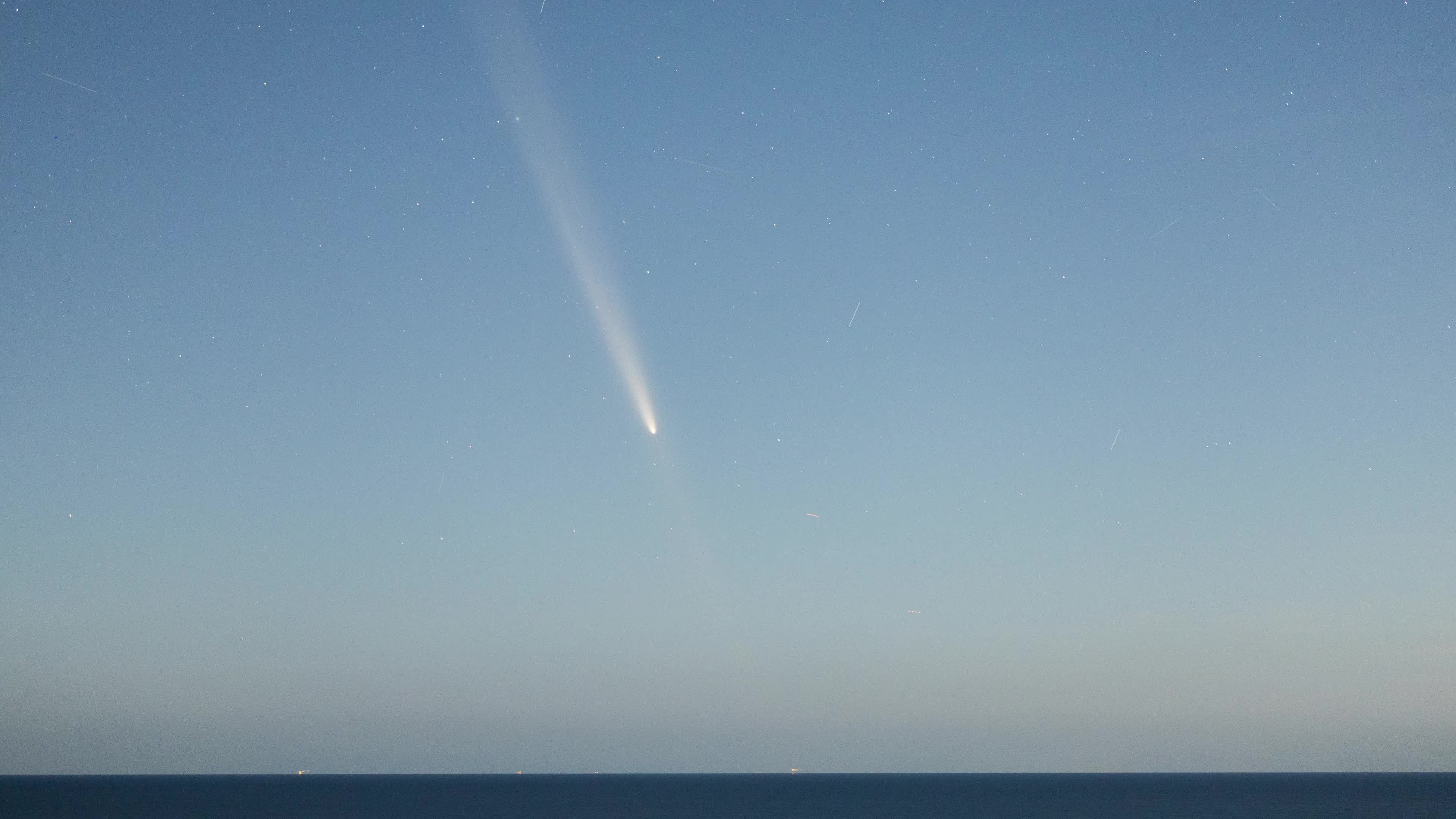 Comet Tsuchinshan-ATLAS (C/2023 A3) In Italy 