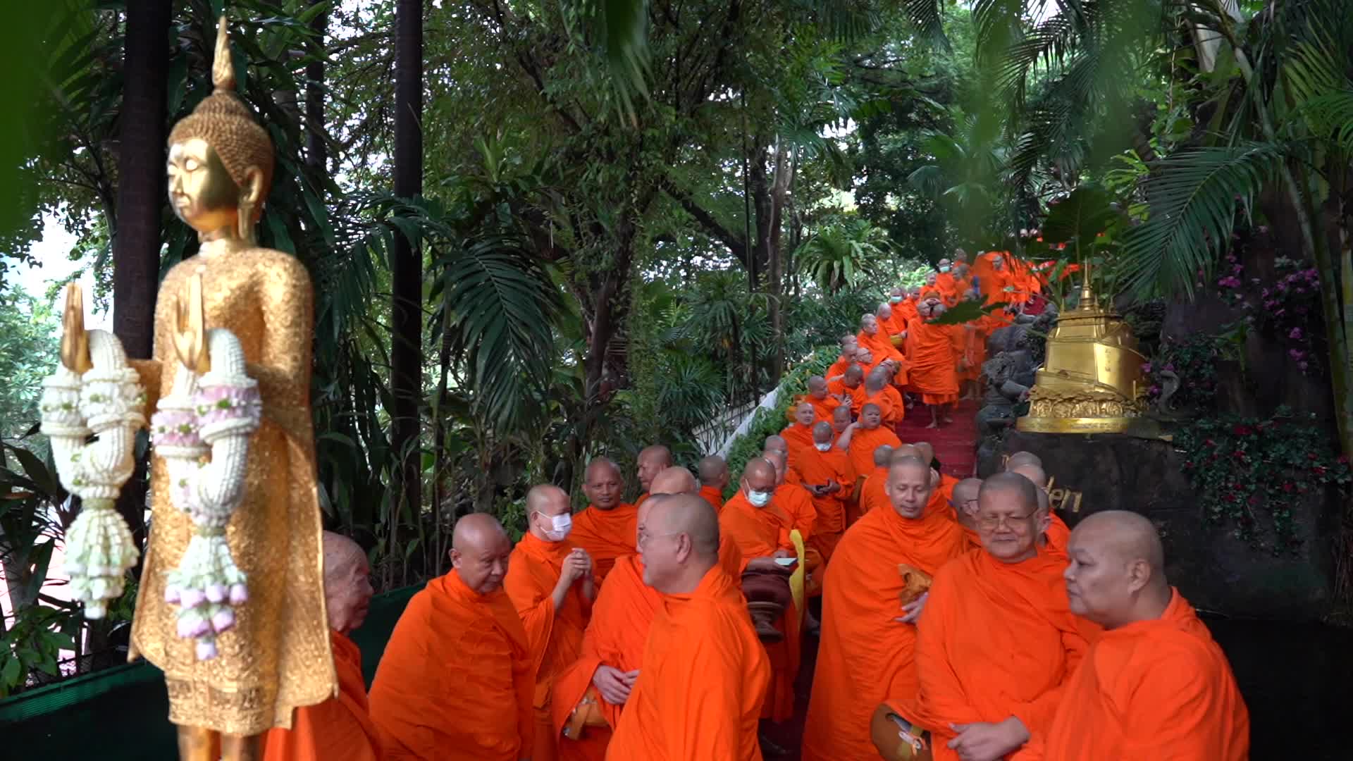 Thai faithful mark the end of the Buddhist Lent in Bangkok