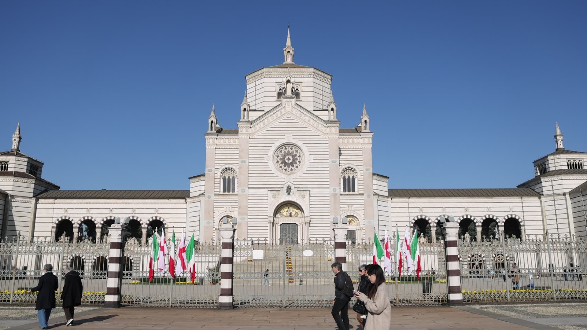 The unveiling ceremony of the tombstones dedicated to the new Benemeriti enrolled in the Famedio of Cimitero Monumentale in Milan