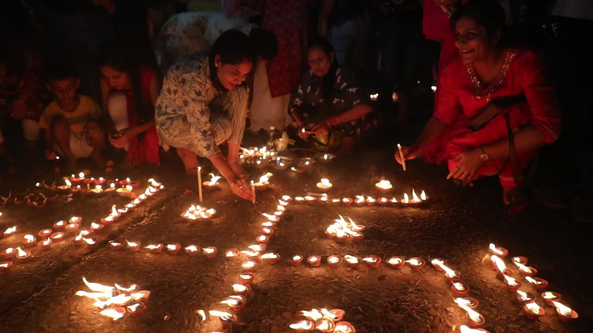 Dev Deepawali Celebration In India, Kolkata