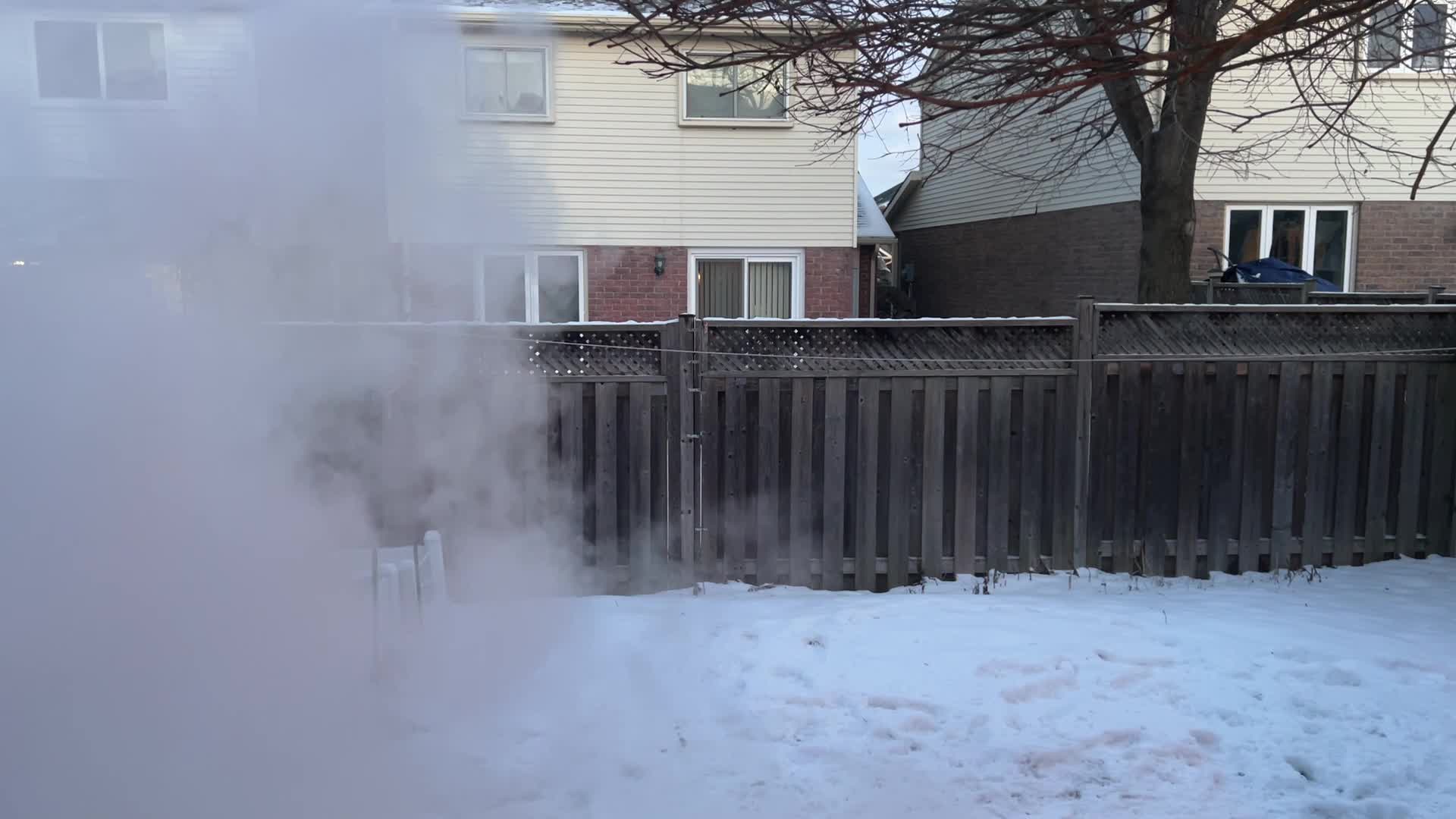 Polar vortex brings arctic air and freezing temperatures to Toronto, Canada